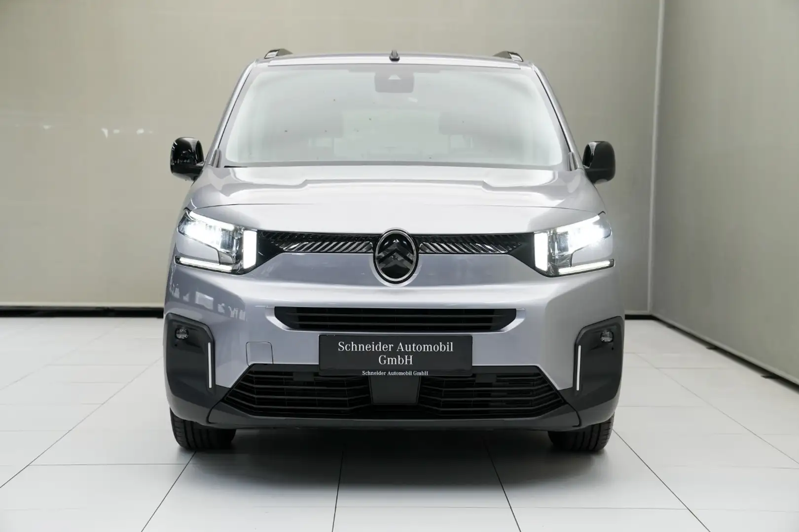 Citroen Berlingo 1.5 BlueHDi 130 FAP Max M (EURO 6e) Navi Grijs - 2