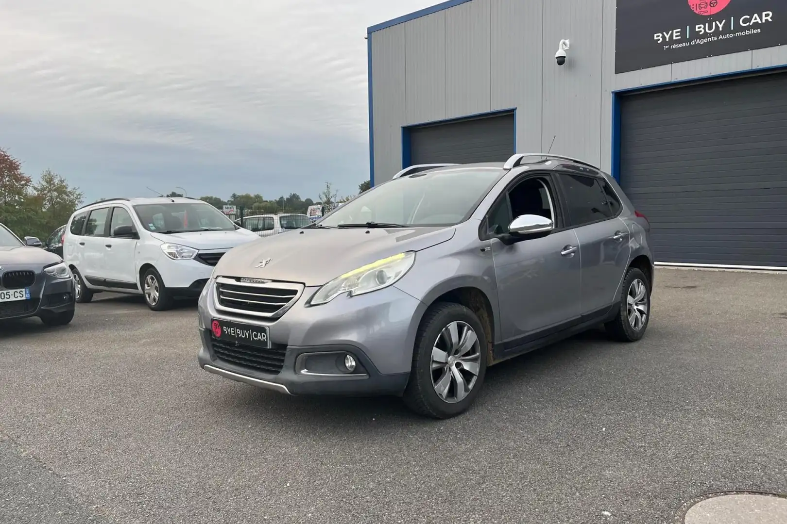 Peugeot 2008 1.6 BlueHDi - 75CH  Style GARANTIE 12 MOIS Grijs - 1