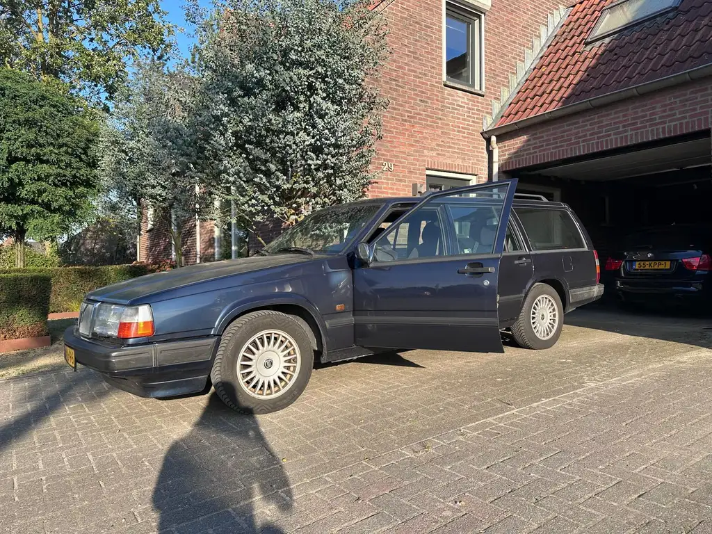 Volvo 940 1997 из Европы — купить под ключ