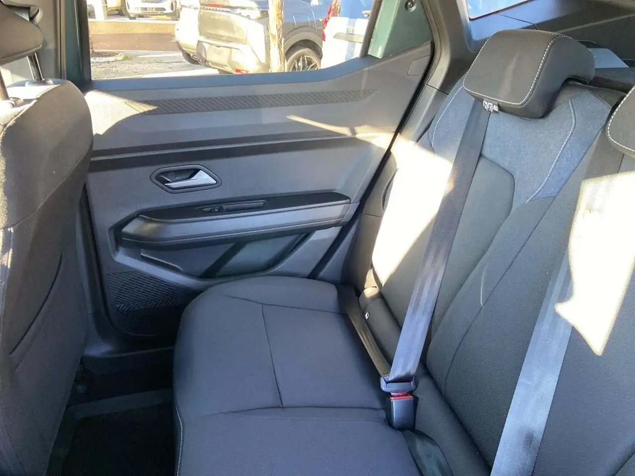 Dacia Duster — photo 15