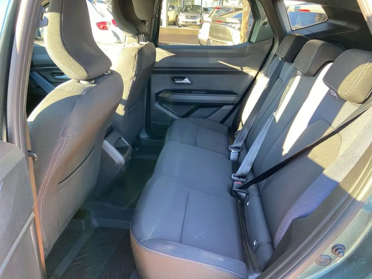 Dacia Duster — photo 14