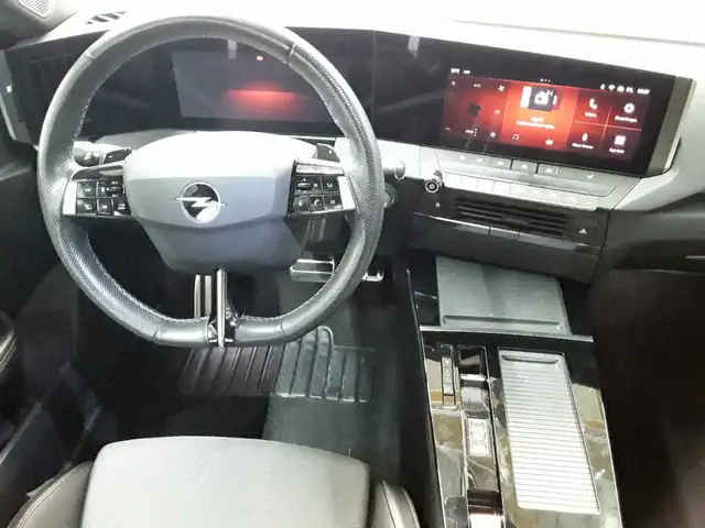 Opel Astra view 10