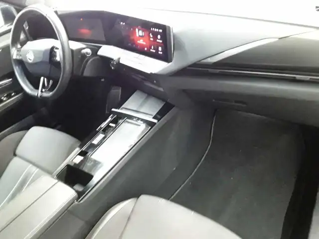 Opel Astra view 9