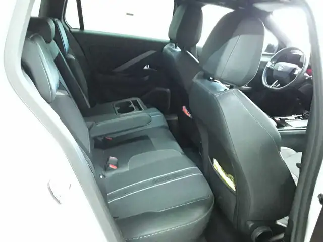 Opel Astra view 14