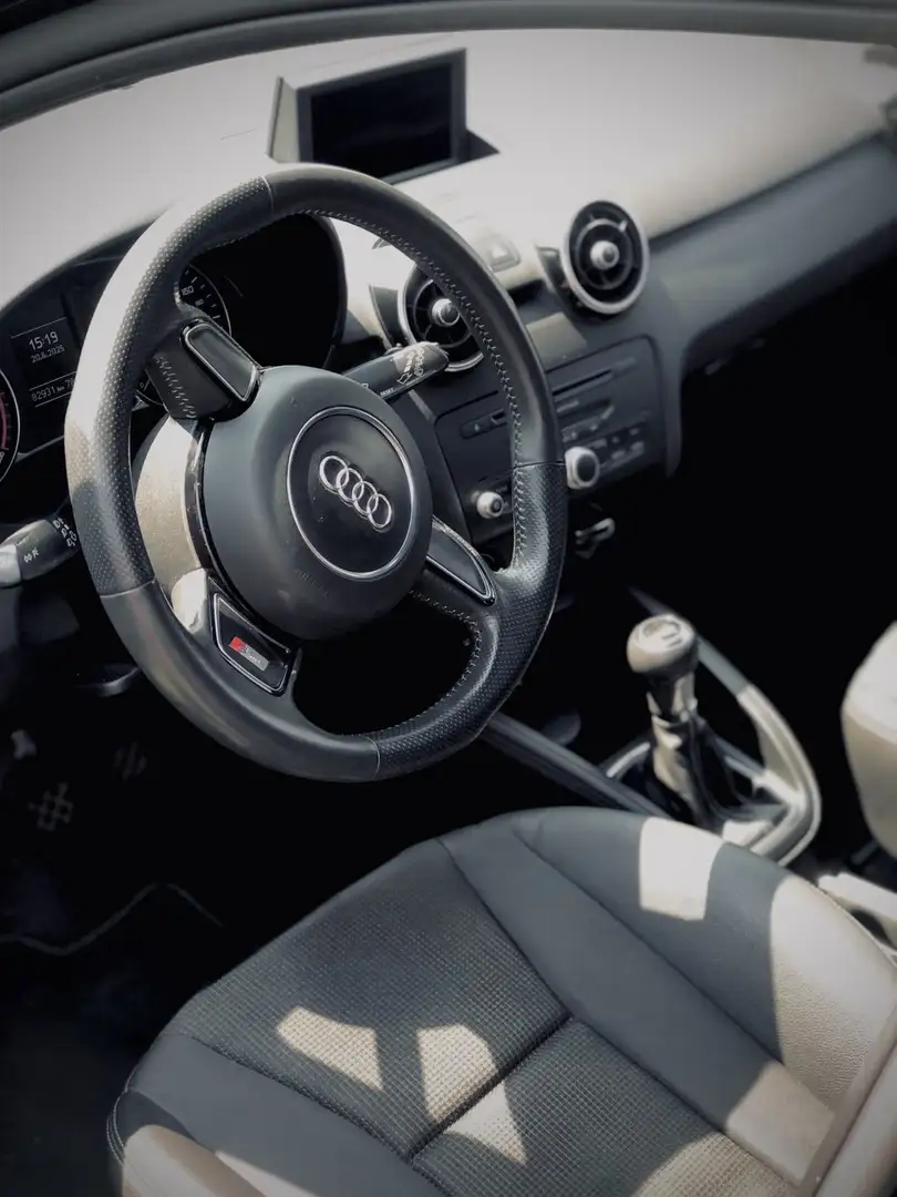 Audi A1 - 1