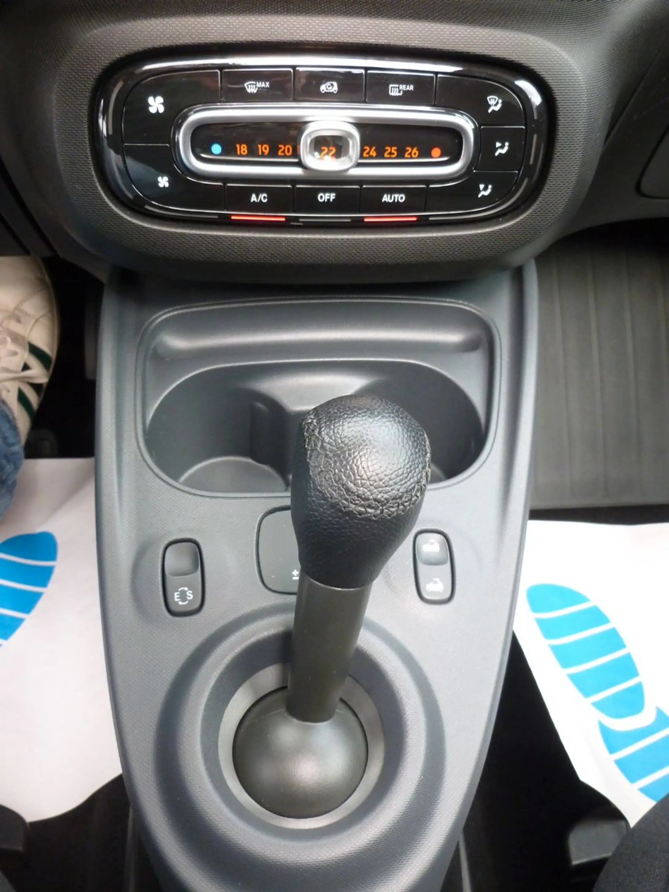 smart forFour Twinamic/Turbo/Faltdach/Cool & Media/RFK — photo 14