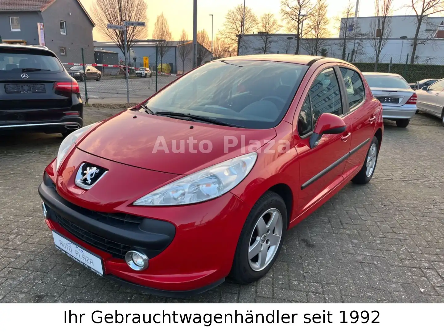 Peugeot 207 Urban Move*1.Hand*Zahnriemen&WP neu*S-Heft* Roşu - 1