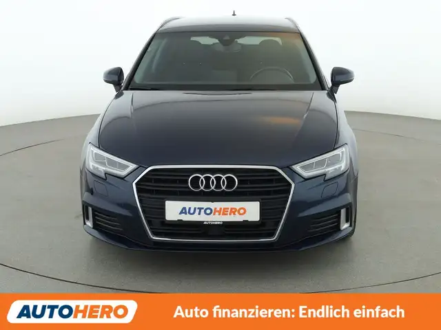 Audi A3 view 9