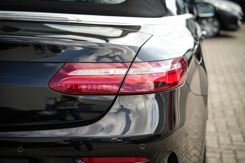 Mercedes-Benz E 200 Cabrio AMG Sport | CC | Navi | Leder | Airscarf | — photo 38