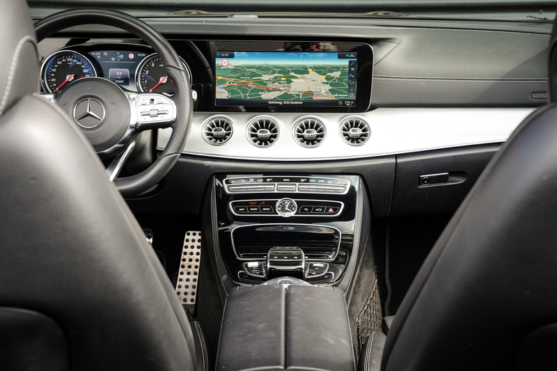 Mercedes-Benz E 200 Cabrio AMG Sport | CC | Navi | Leder | Airscarf | — photo 4
