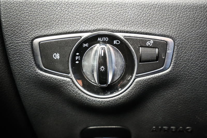 Mercedes-Benz E 200 Cabrio AMG Sport | CC | Navi | Leder | Airscarf | — photo 23