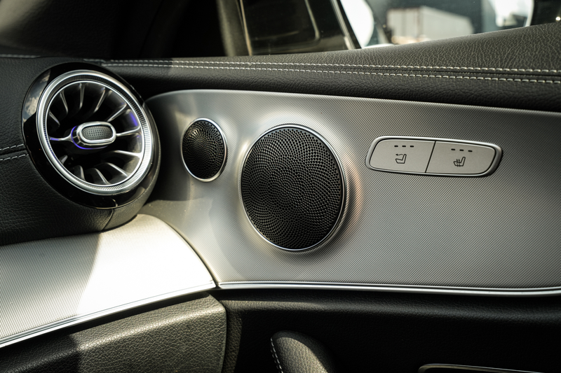 Mercedes-Benz E 200 Cabrio AMG Sport | CC | Navi | Leder | Airscarf | — photo 35