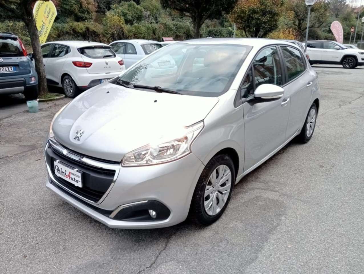 Peugeot 208 1.2 VTi 82 CV 5 porte Active *ok neopatentati*
