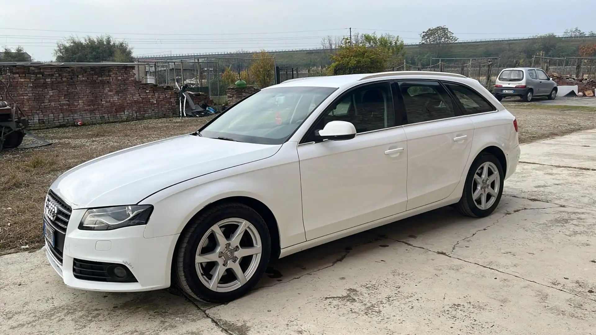 Audi A4 A4 IV 2007 Avant Avant 2.0 tdi Ambiente multitroni Bianco - 1