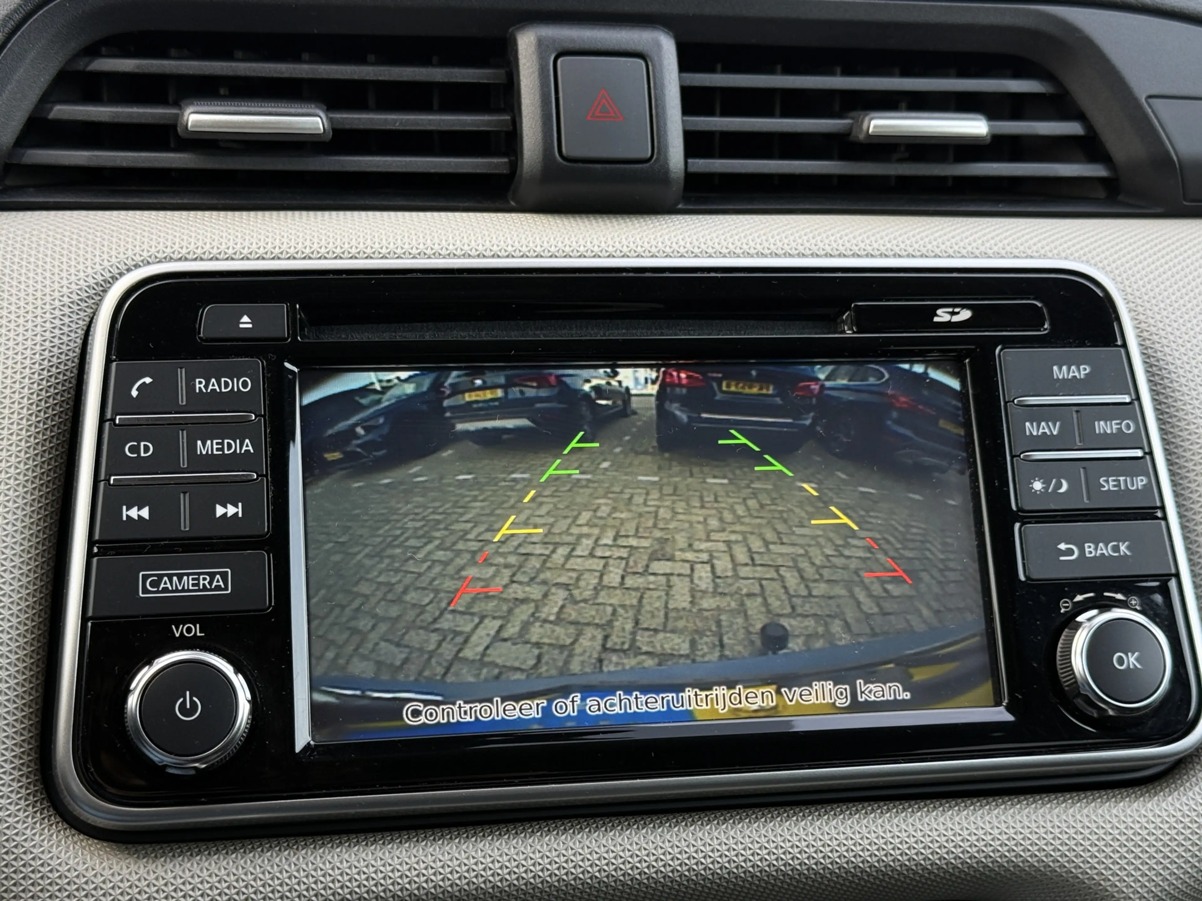 Nissan Micra 0.9 IG-T N-Connecta Navigatie/Camera/Trekhaak. — photo 10