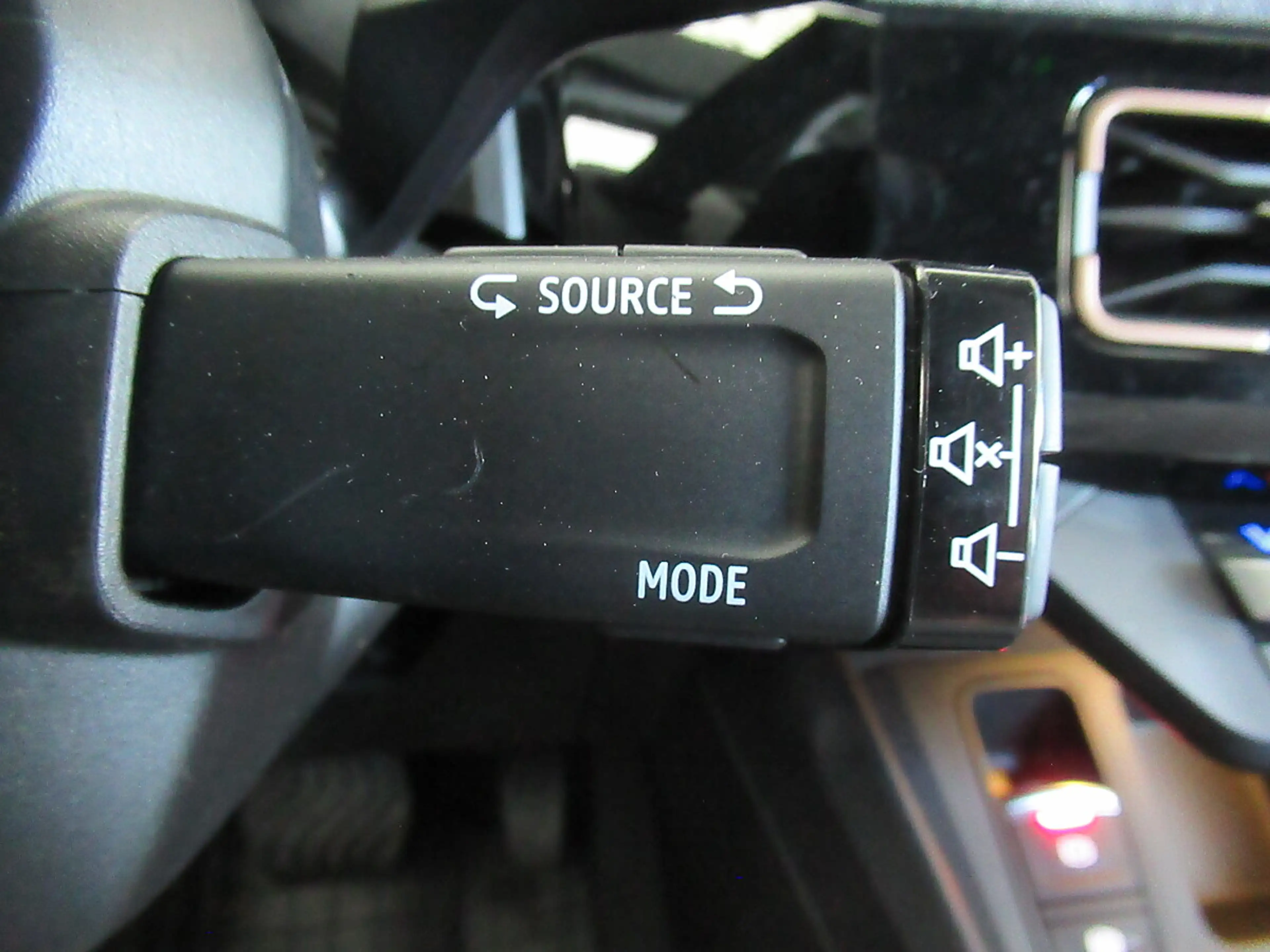 Renault R 4 R4 E-Tech 150 PS 52kWh Comfort Range Techno Ple... — photo 15