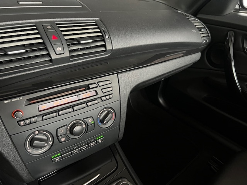 BMW 118 i Leder SHZ Temp PDC Regens. Klima Speedlimiter Li — photo 15