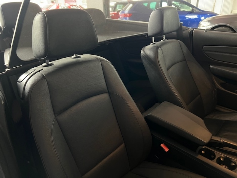 BMW 118 i Leder SHZ Temp PDC Regens. Klima Speedlimiter Li — photo 11