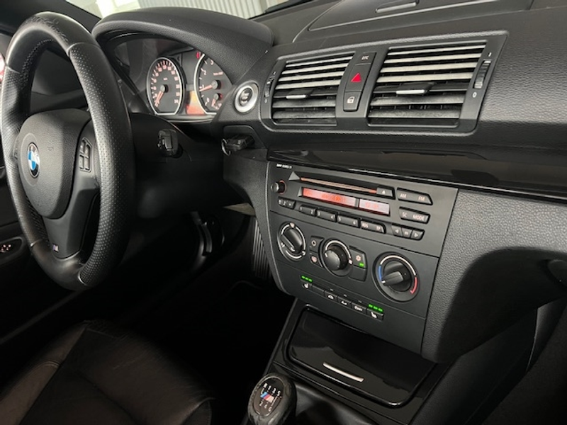 BMW 118 i Leder SHZ Temp PDC Regens. Klima Speedlimiter Li — photo 13