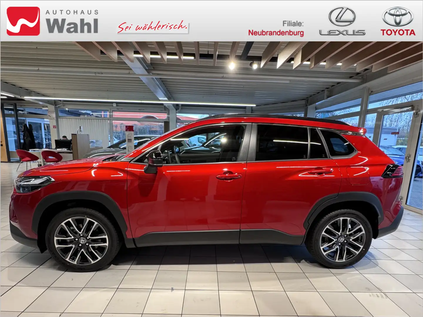 Toyota Corolla Cross 2.0 Hybrid FWD Teamplayer Rouge - 2