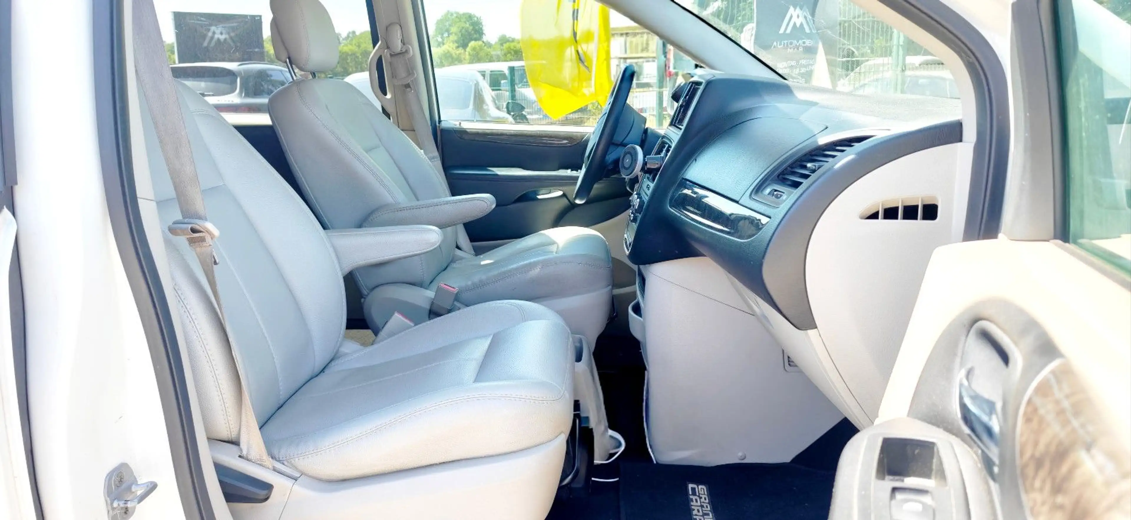 Dodge Grand Caravan LPG Leder 7 Sitzer — photo 5