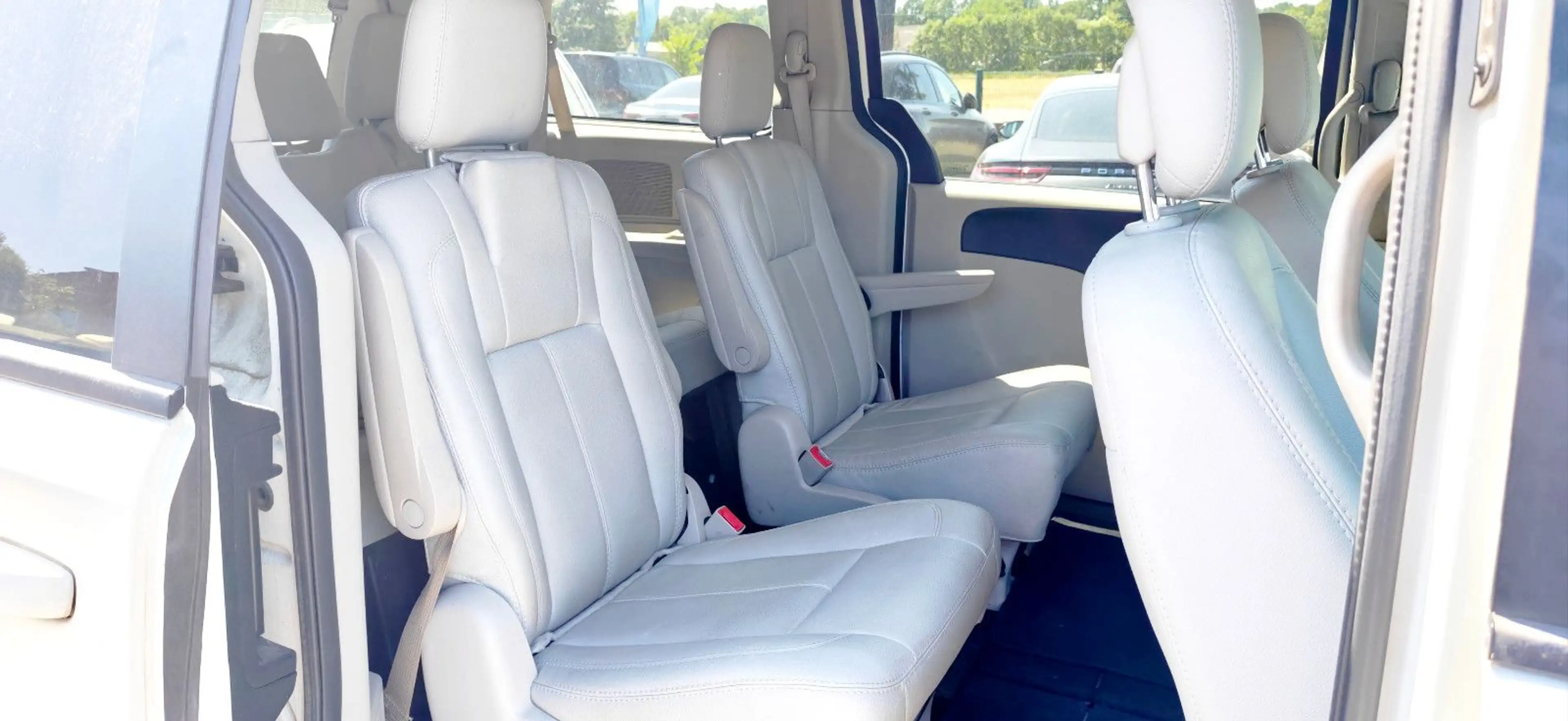 Dodge Grand Caravan LPG Leder 7 Sitzer — photo 7