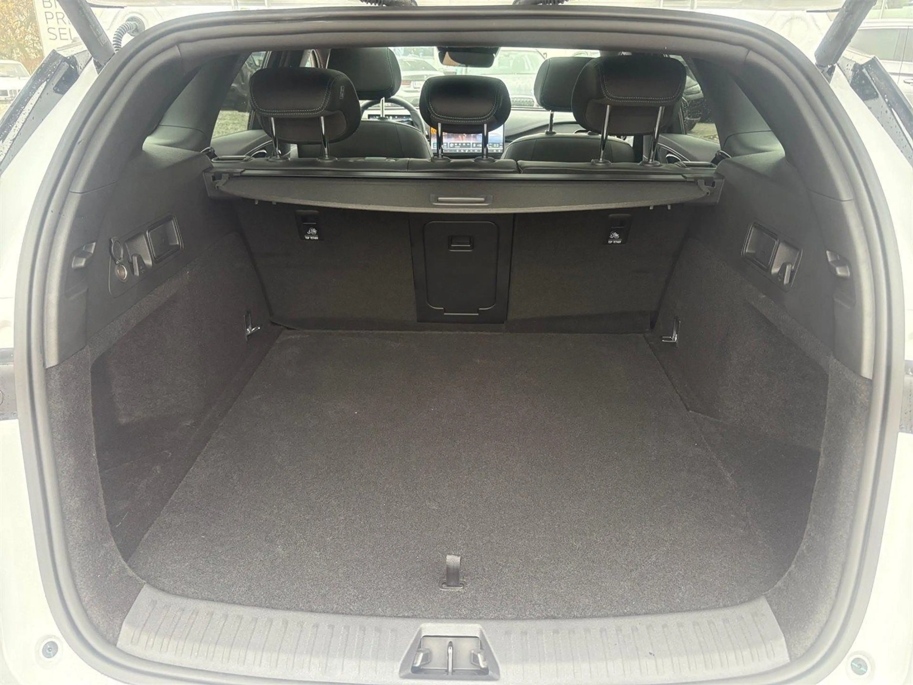 BYD Seal 6 DM-i Touring Comfort — photo 12