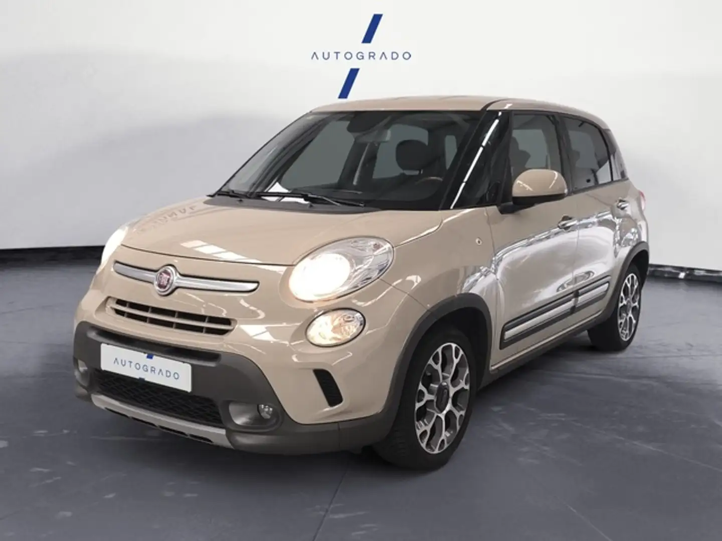 Fiat 500L 1.4 Trekking Beige - 1