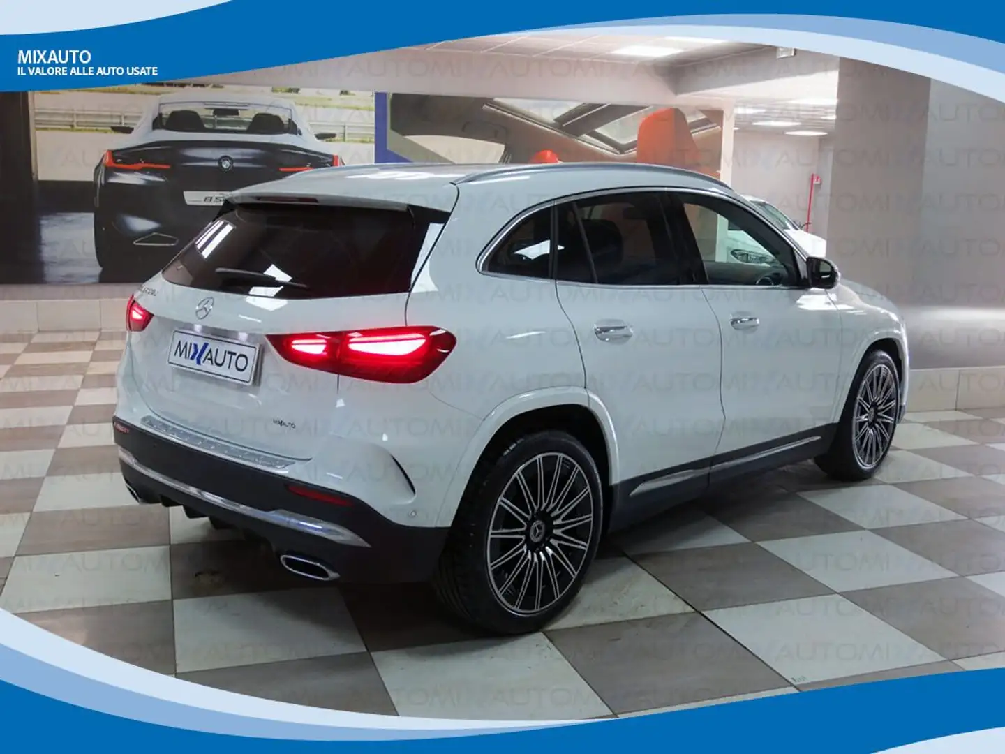 Mercedes-Benz GLA 200 D Automatic Premium EU6 KM Ø Bianco - 2