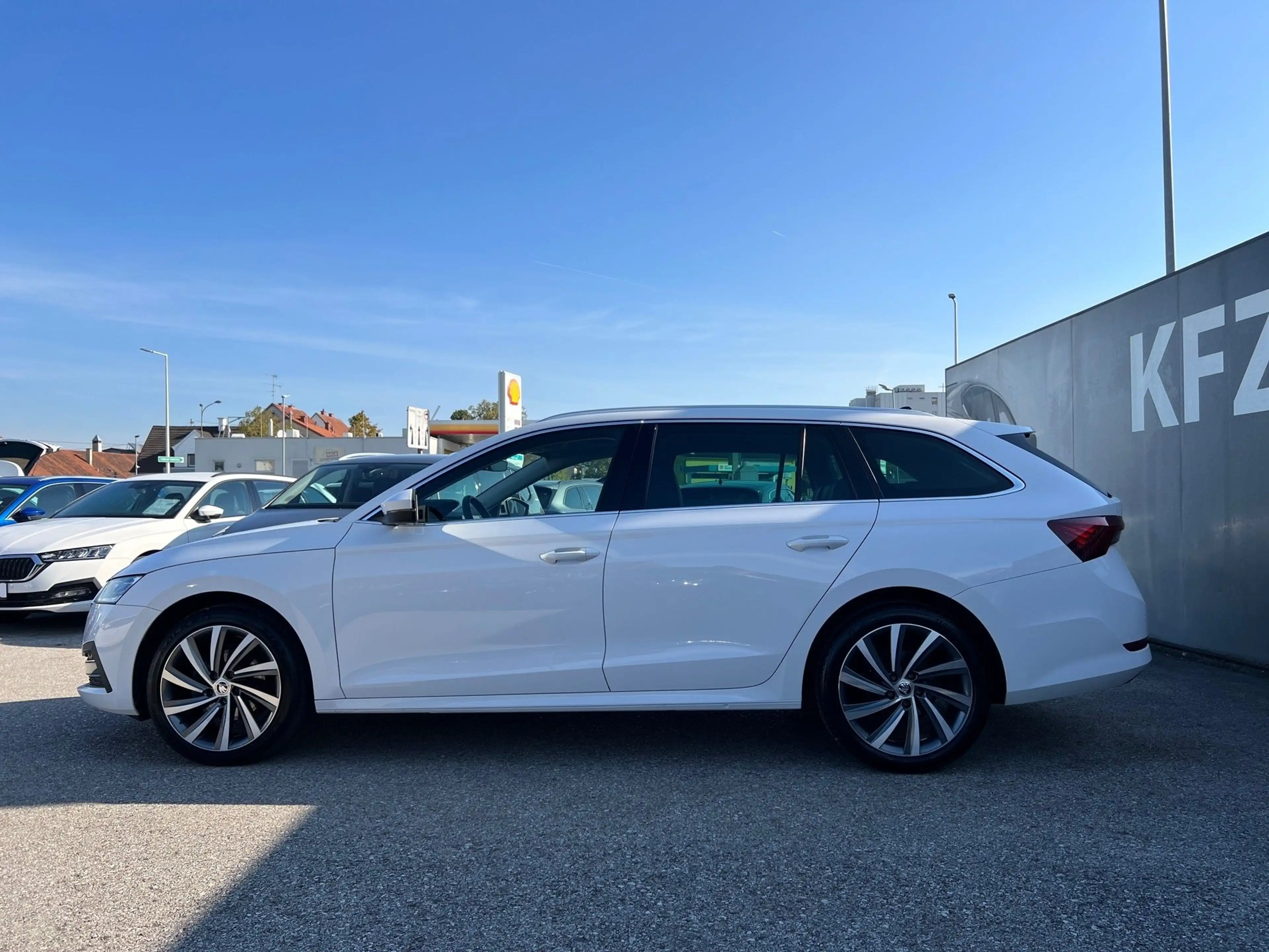Skoda Octavia Combi 2,0 TDI Style DSG | NP € 49.300 — photo 6