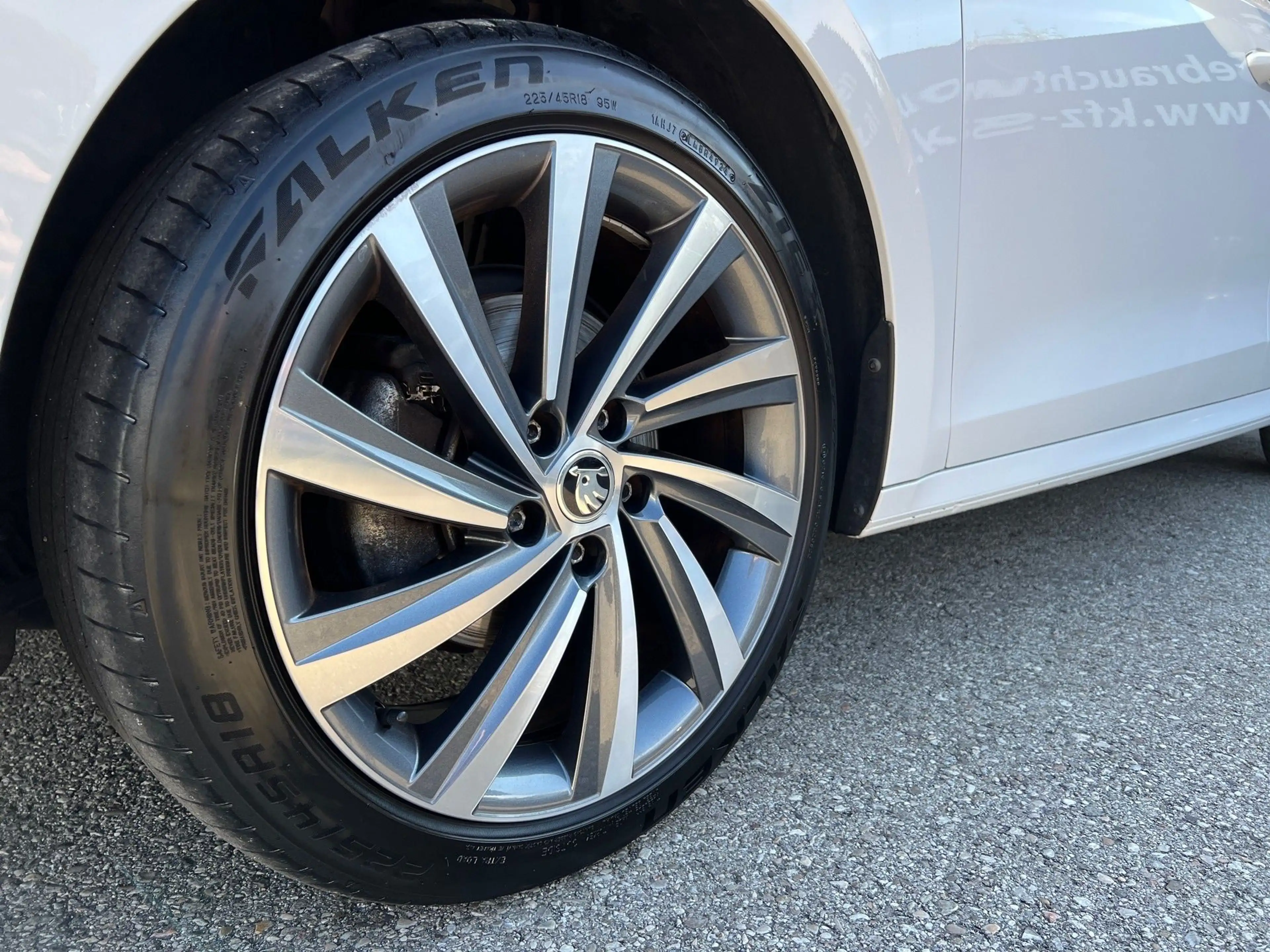 Skoda Octavia Combi 2,0 TDI Style DSG | NP € 49.300 — photo 38