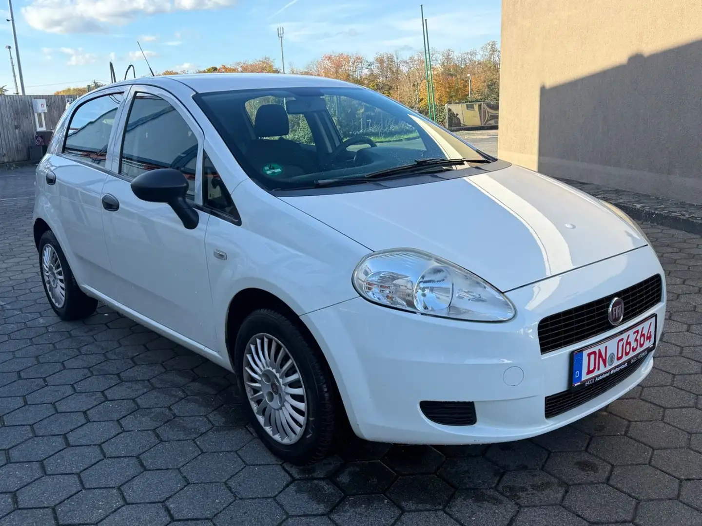 Fiat Punto 1.2 8V EASY Weiß - 2