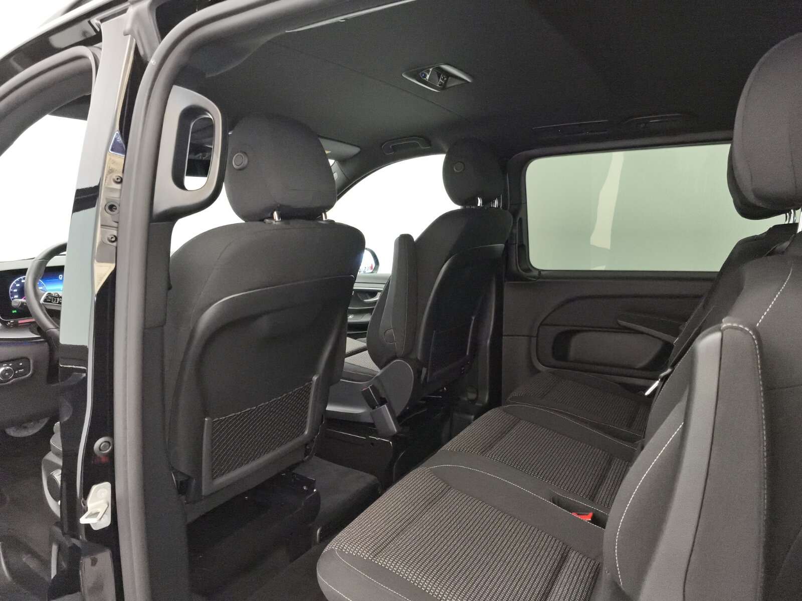 Mercedes-Benz V 220