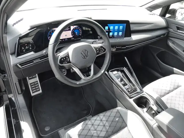 Volkswagen Golf view 9