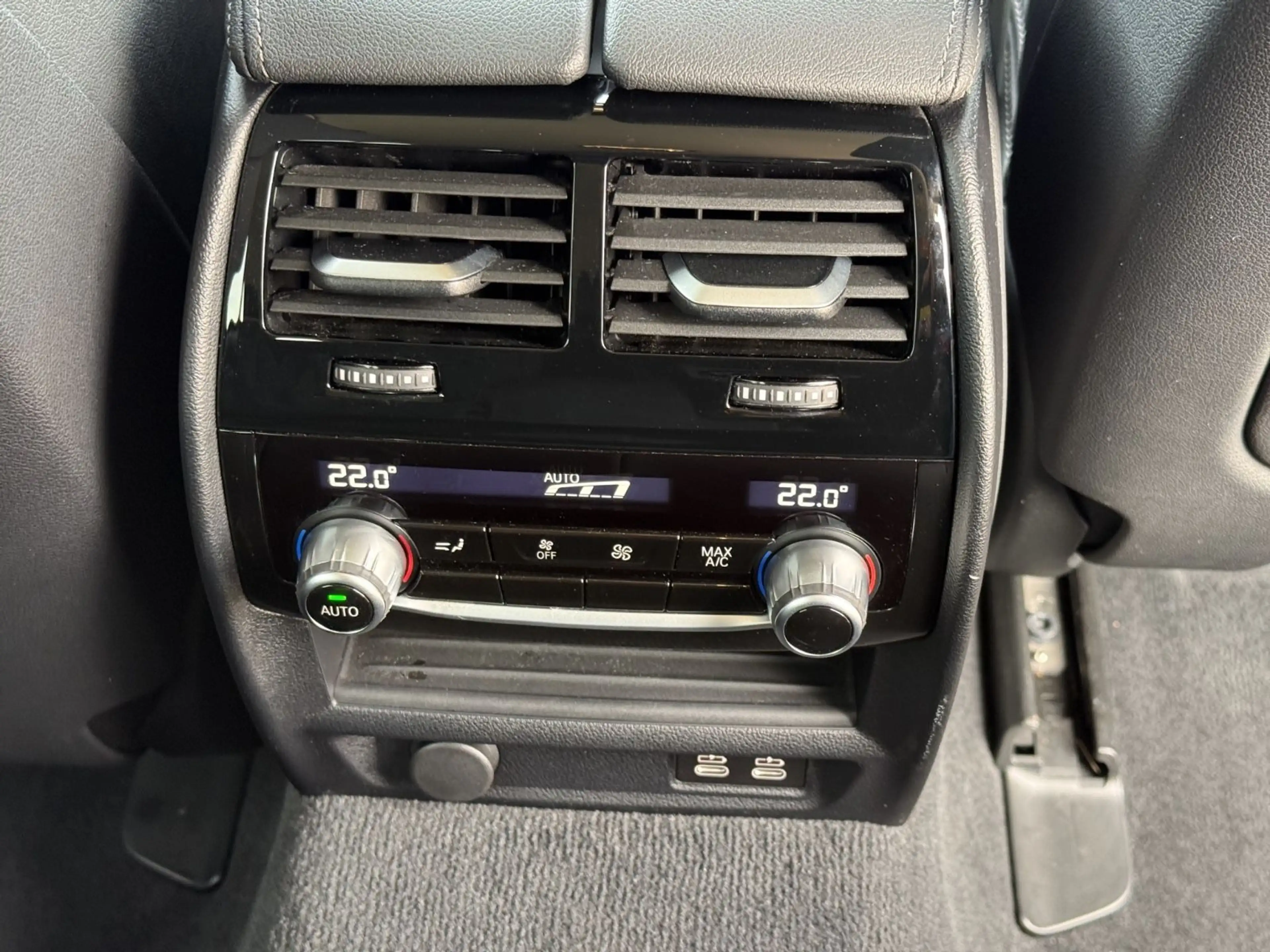 BMW 520 d LED Leder AHK Live Cockpit 8xAlu Kamera — photo 11