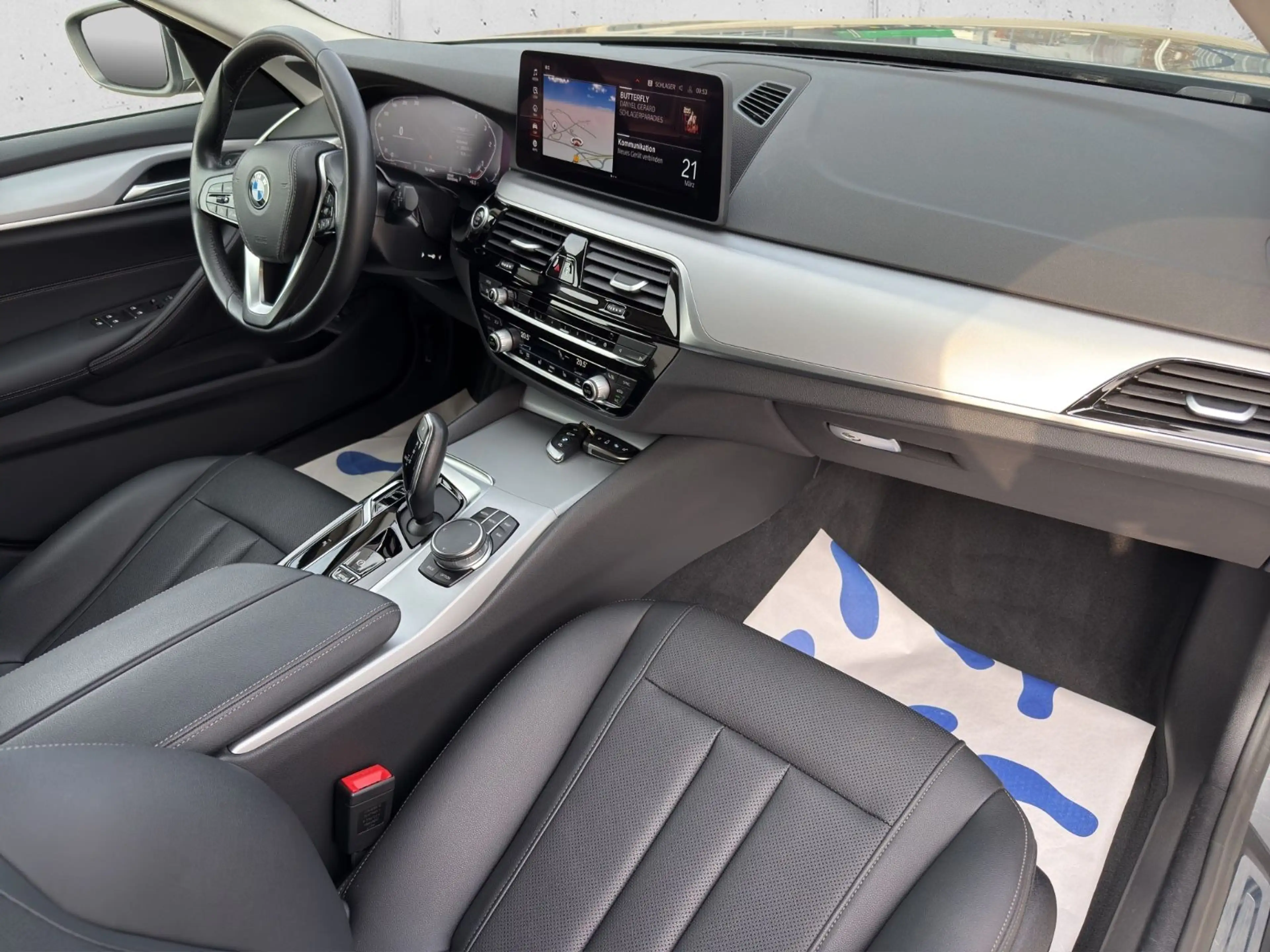 BMW 520 d LED Leder AHK Live Cockpit 8xAlu Kamera — photo 8