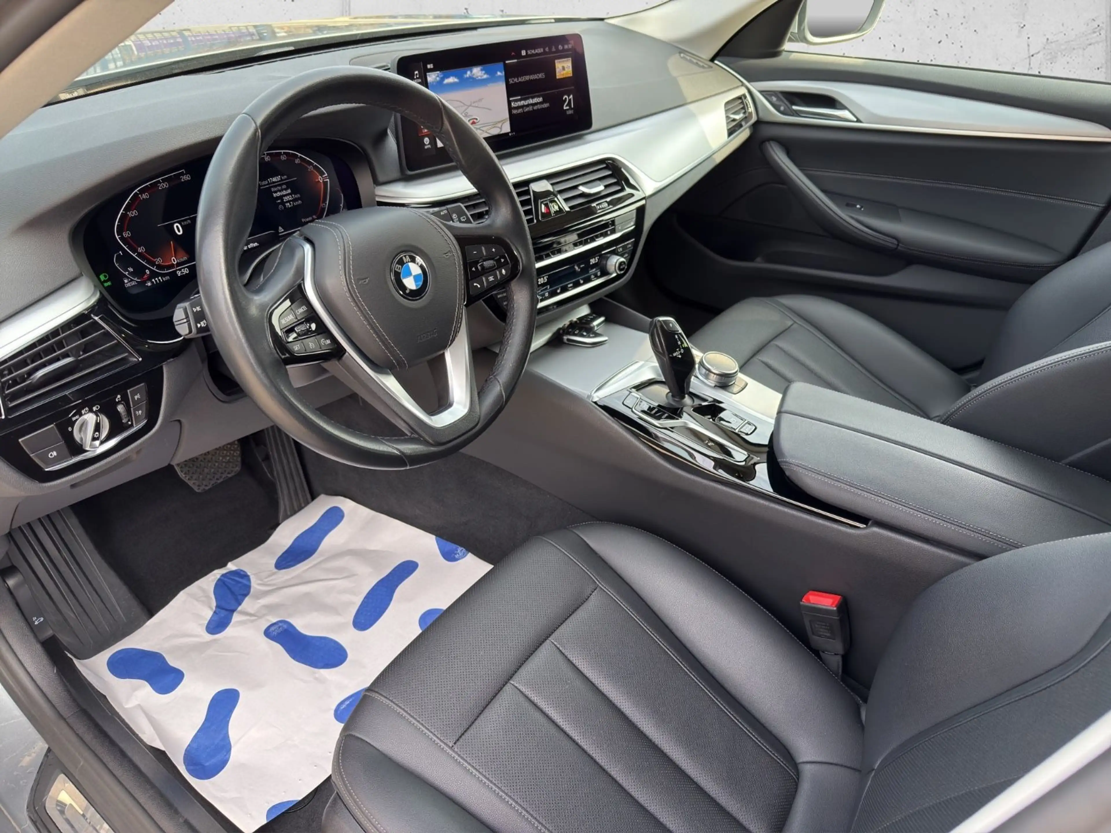 BMW 520 d LED Leder AHK Live Cockpit 8xAlu Kamera — photo 6