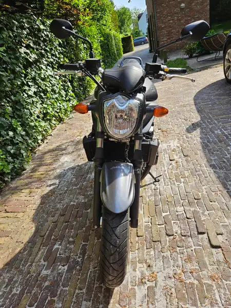 Suzuki GSF 650 - foto 2