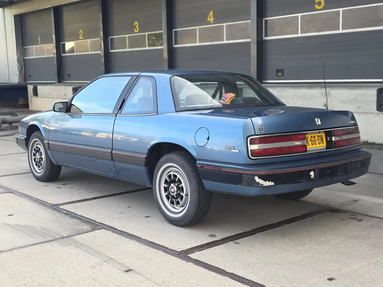 Buick Century 3.1 Limited Coupé, foto 3