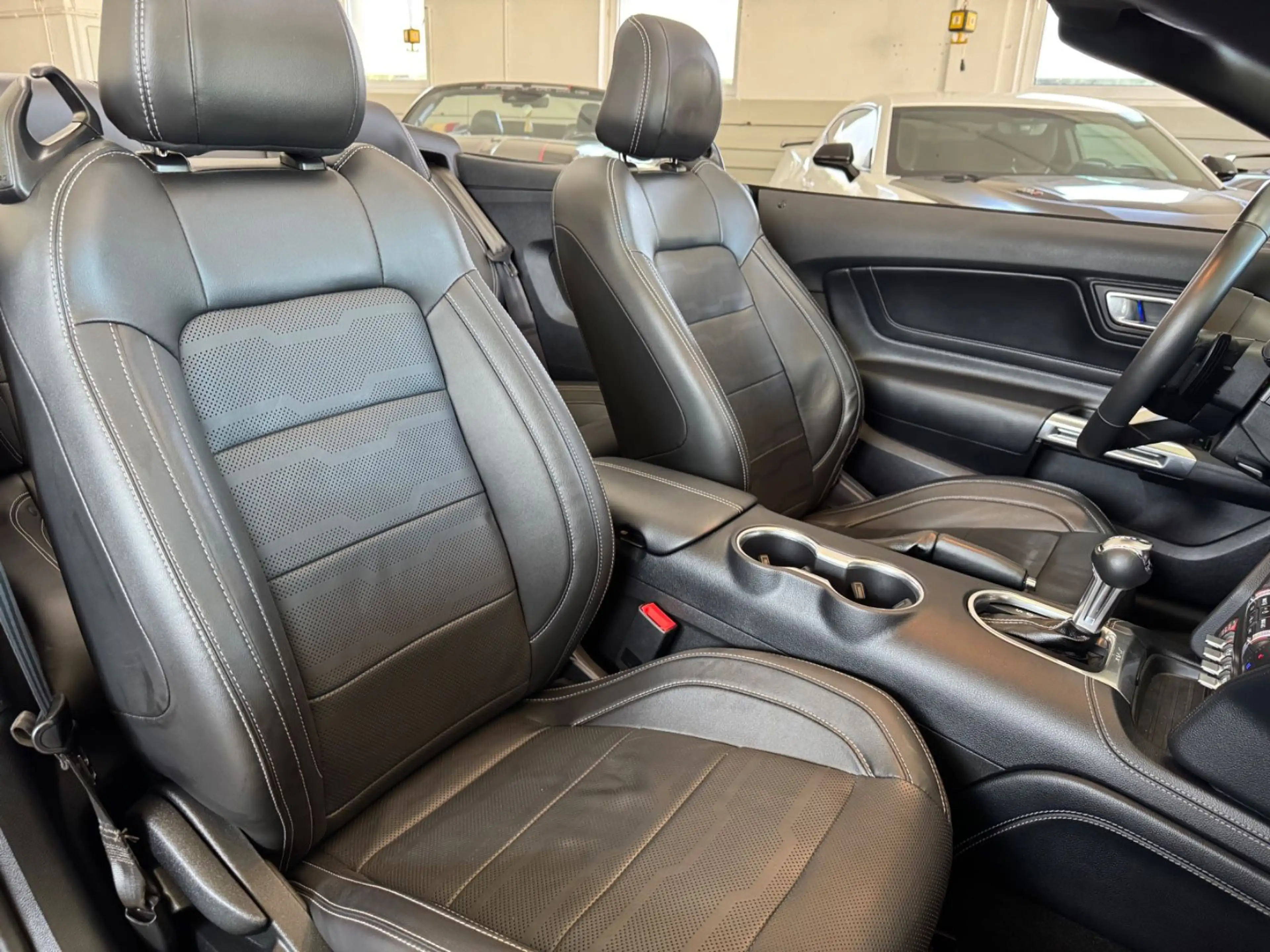 Ford Mustang 2.3 Ecoboost/ Shelby/Virtual — photo 15