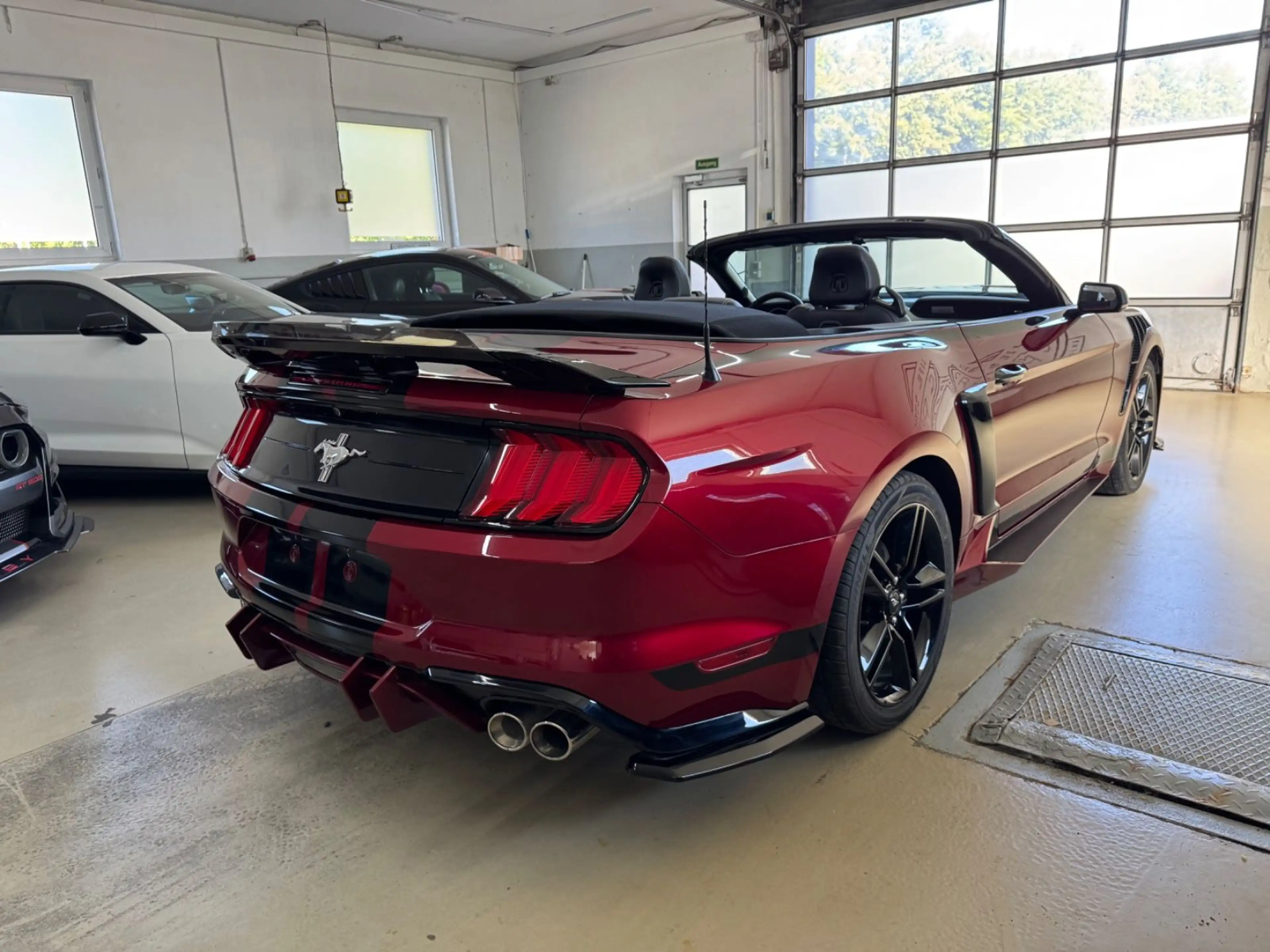 Ford Mustang 2.3 Ecoboost/ Shelby/Virtual — photo 4