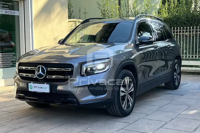 Mercedes-Benz GLB 200 GLB 200 d Automatic Sport