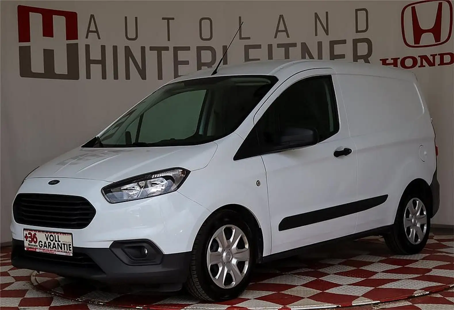 Ford Transit Courier Transit Courier 1,5 TDCI netto 9.900.- Blanco - 1