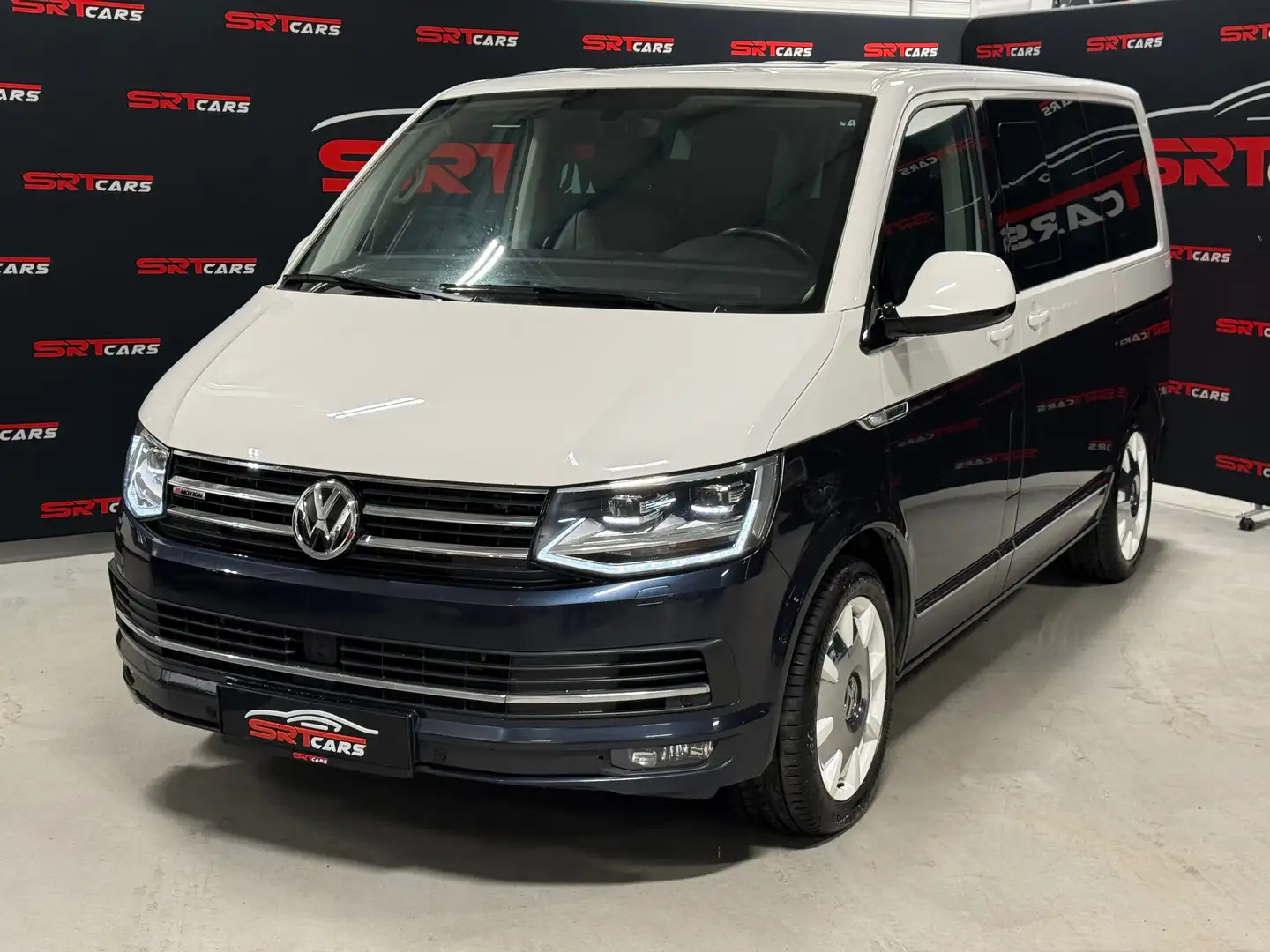 Volkswagen T6 Multivan BULLI 2.0 TDI Highl. 4Mot.DSG*Schiebed.*Kamera*AHK Weiß - 2