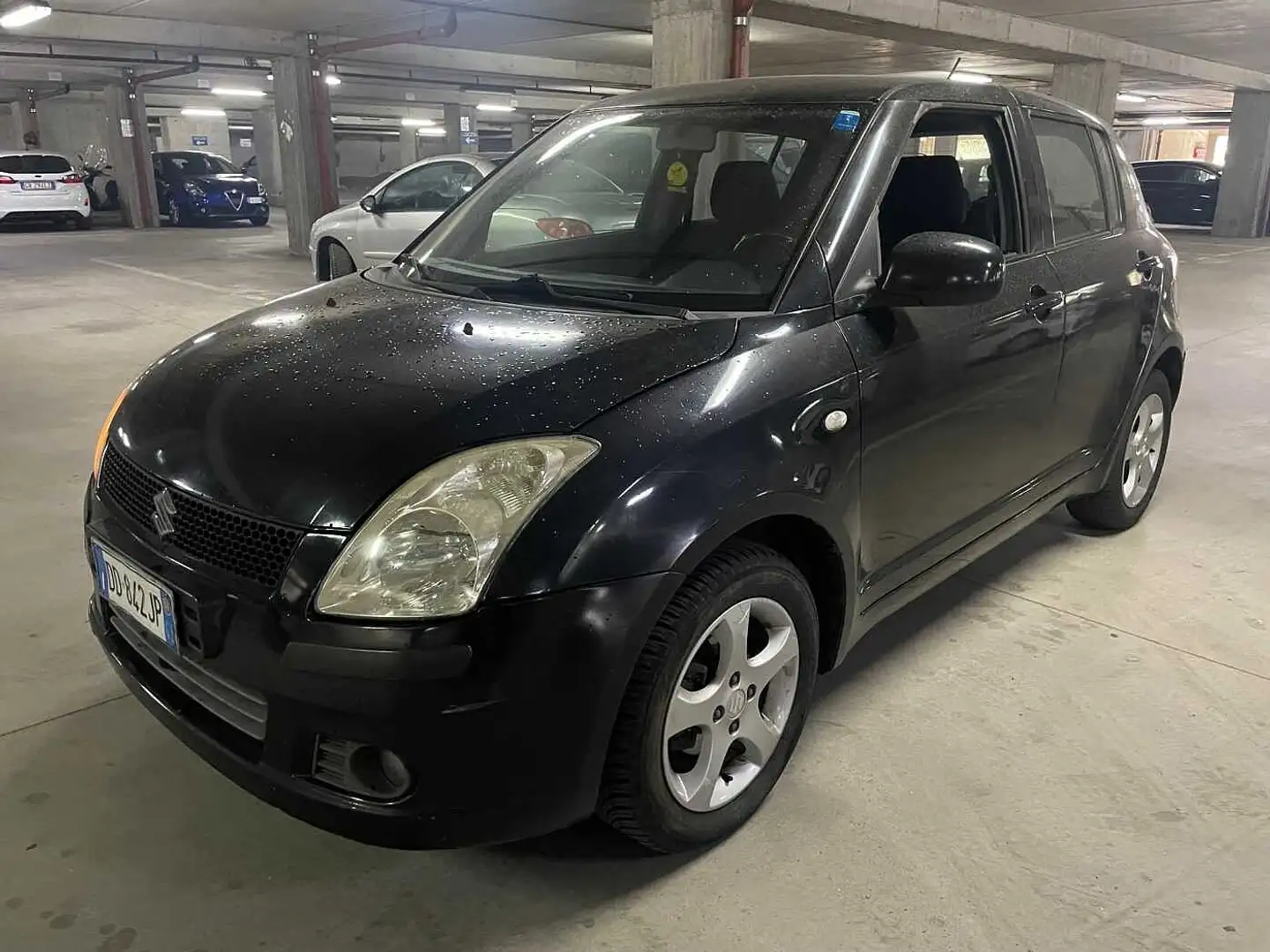 Suzuki Swift 1.3 4x4 5p. GL Czarny - 1