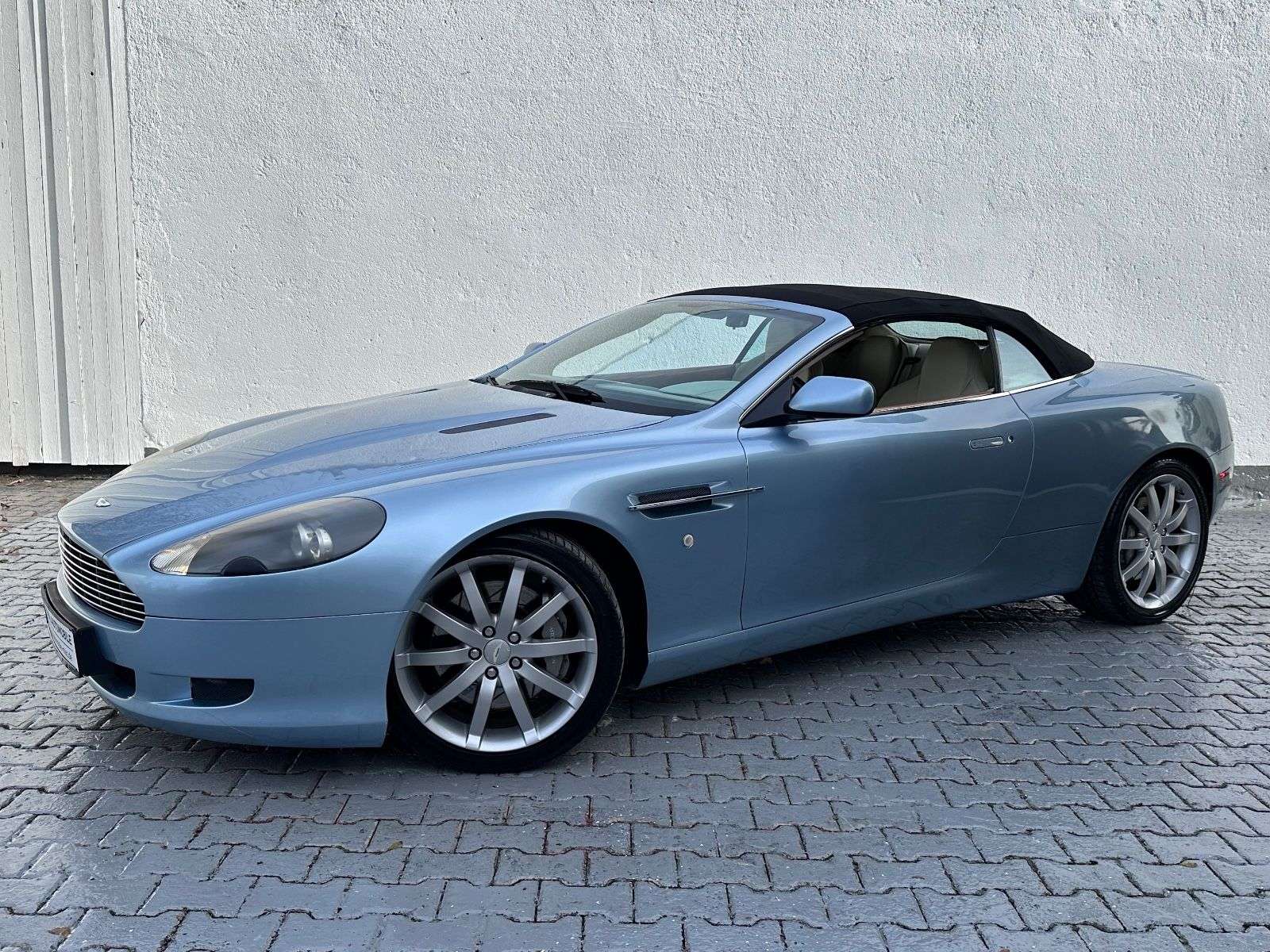 Second hand Aston Martin Db9 5.9