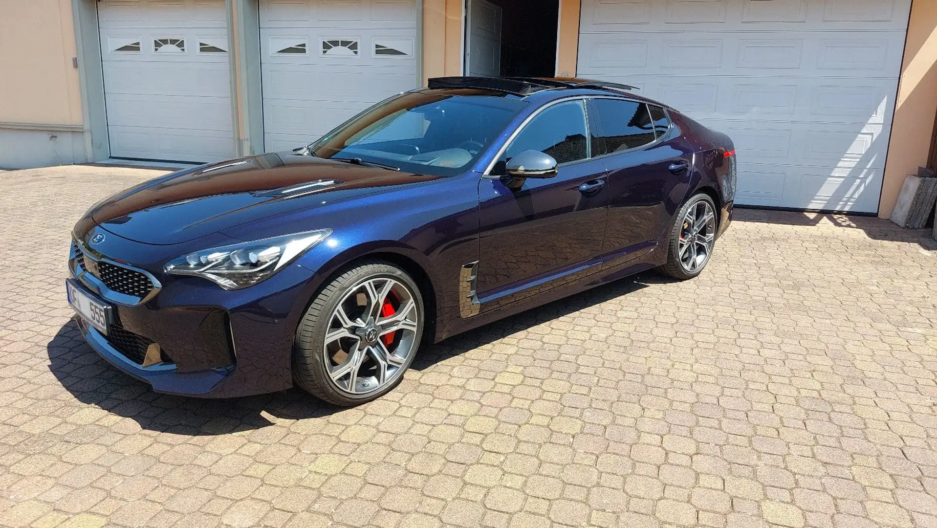 Kia Stinger GT 4WD Pano Bastuck HK Sitzklima 8-f Alu Синій - 1