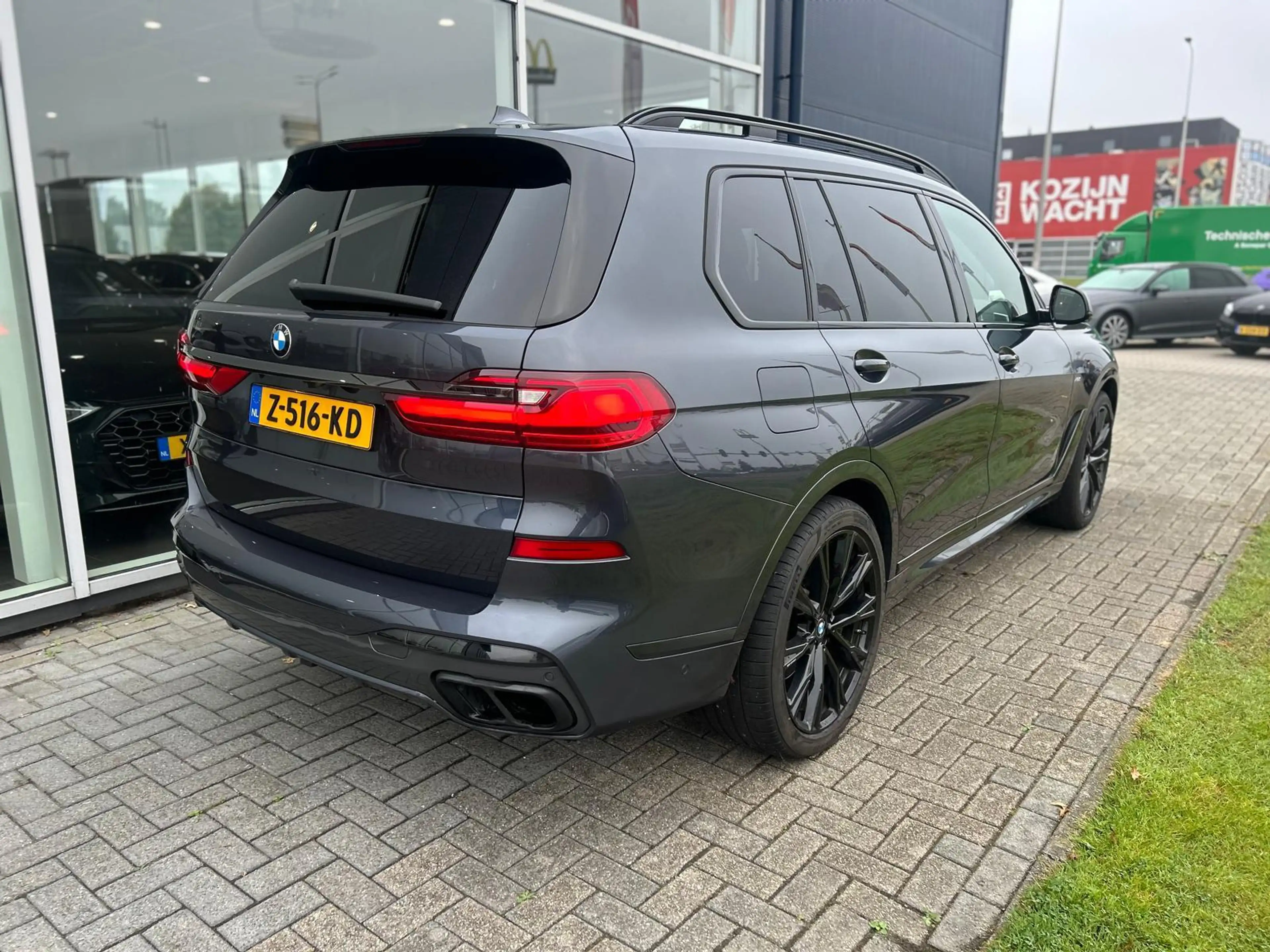 BMW X7 xDrive40i High Executive |Pano|7Pers|Memory — photo 2