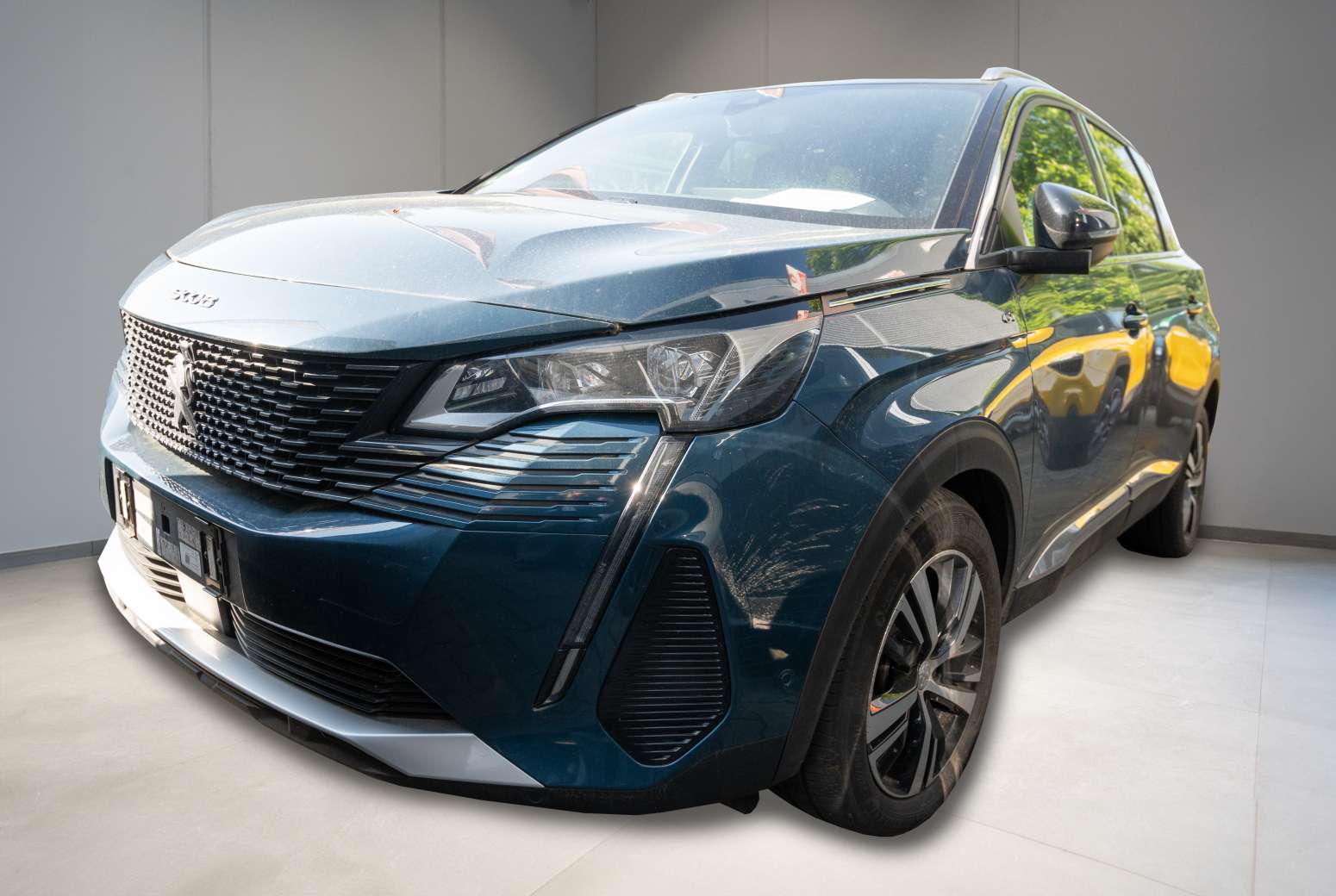 Second hand Peugeot 5008 1.2