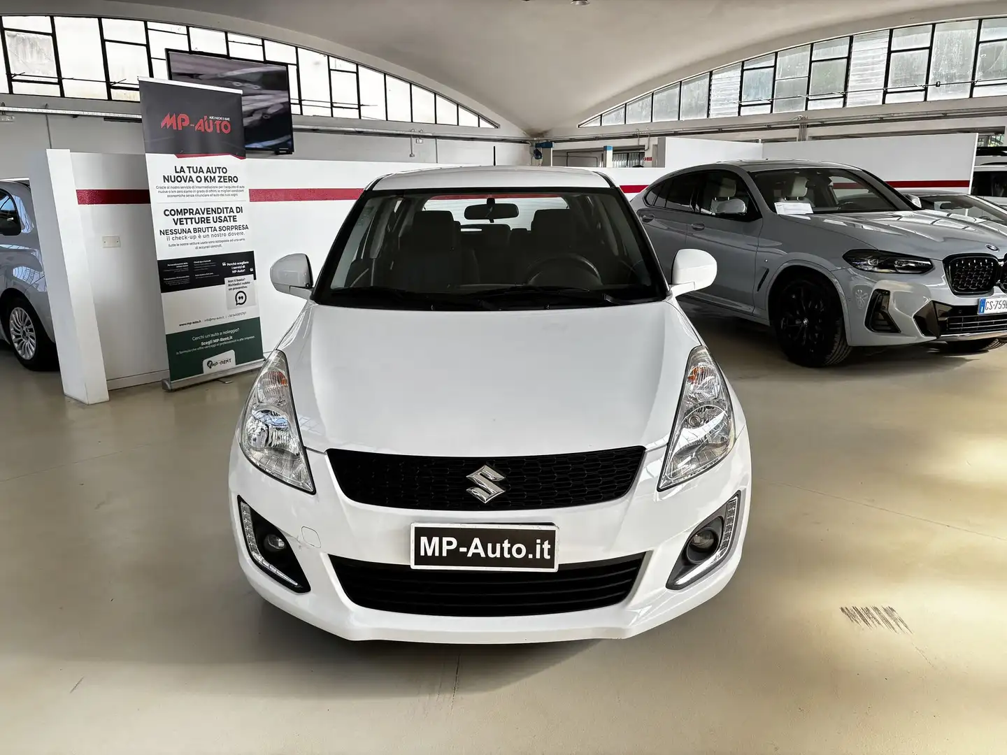 Suzuki Swift Swift 1.2 VVT 5 porte B-Cool Blanc - 2